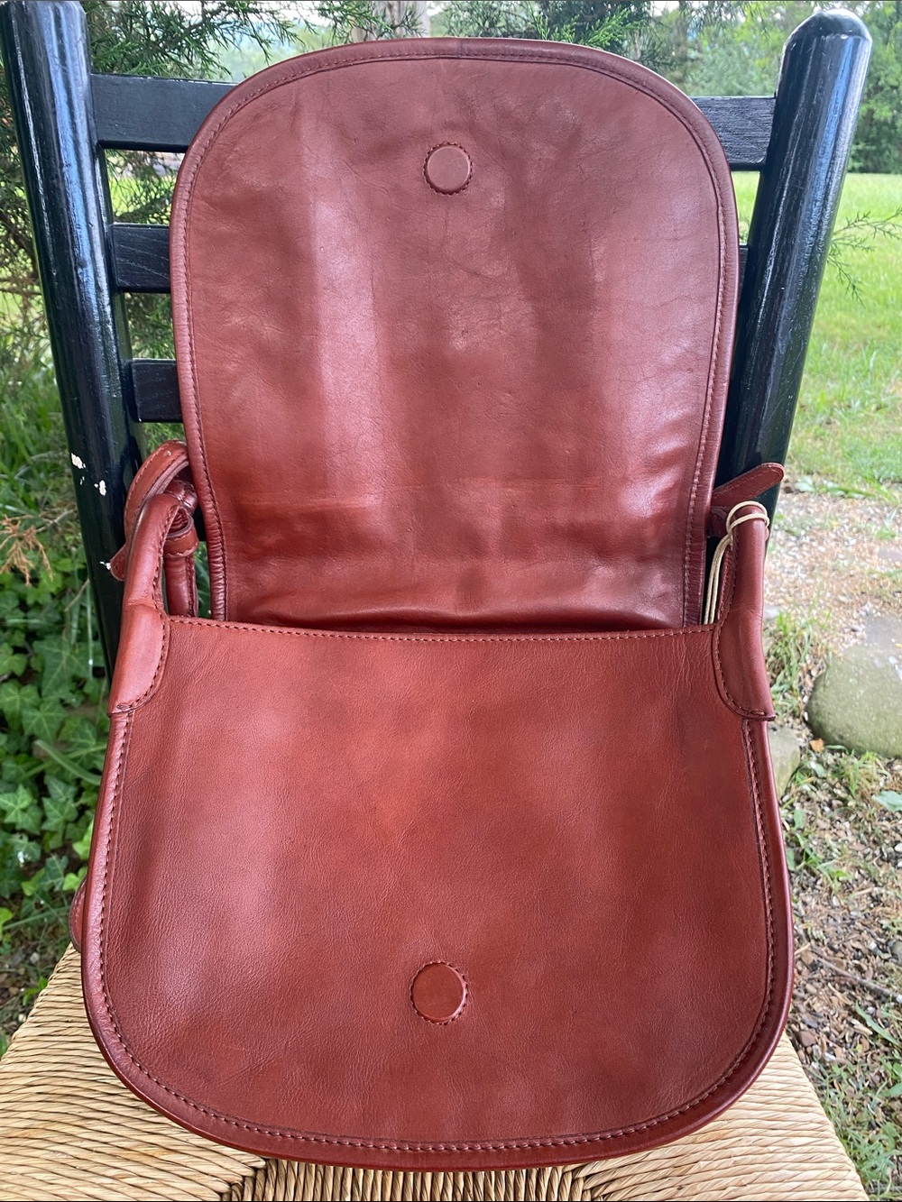 HOBO Kiva Large Crossbody Bag in Chestnut - Picture 5 of 13
